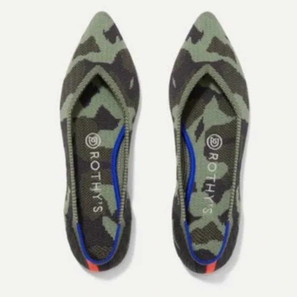 NWOT Rothy’s camouflage olive green point toe ballet flats size 6.5